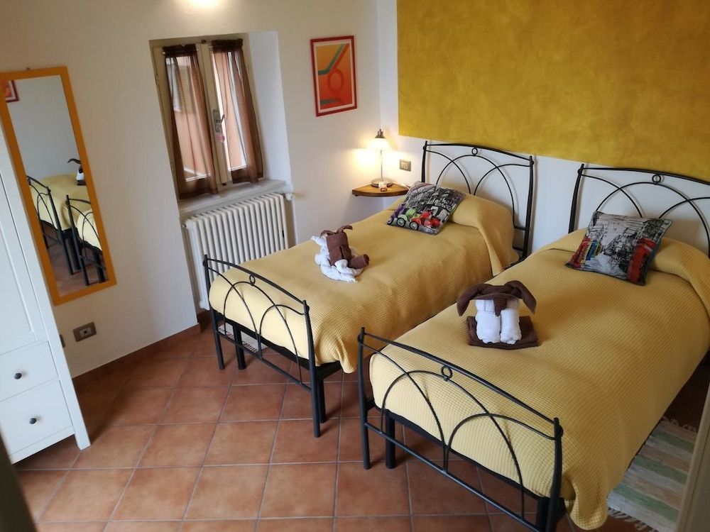 Suite, 2 Bedrooms, Balcony