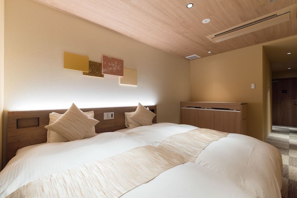 Two-Bedroom Suite