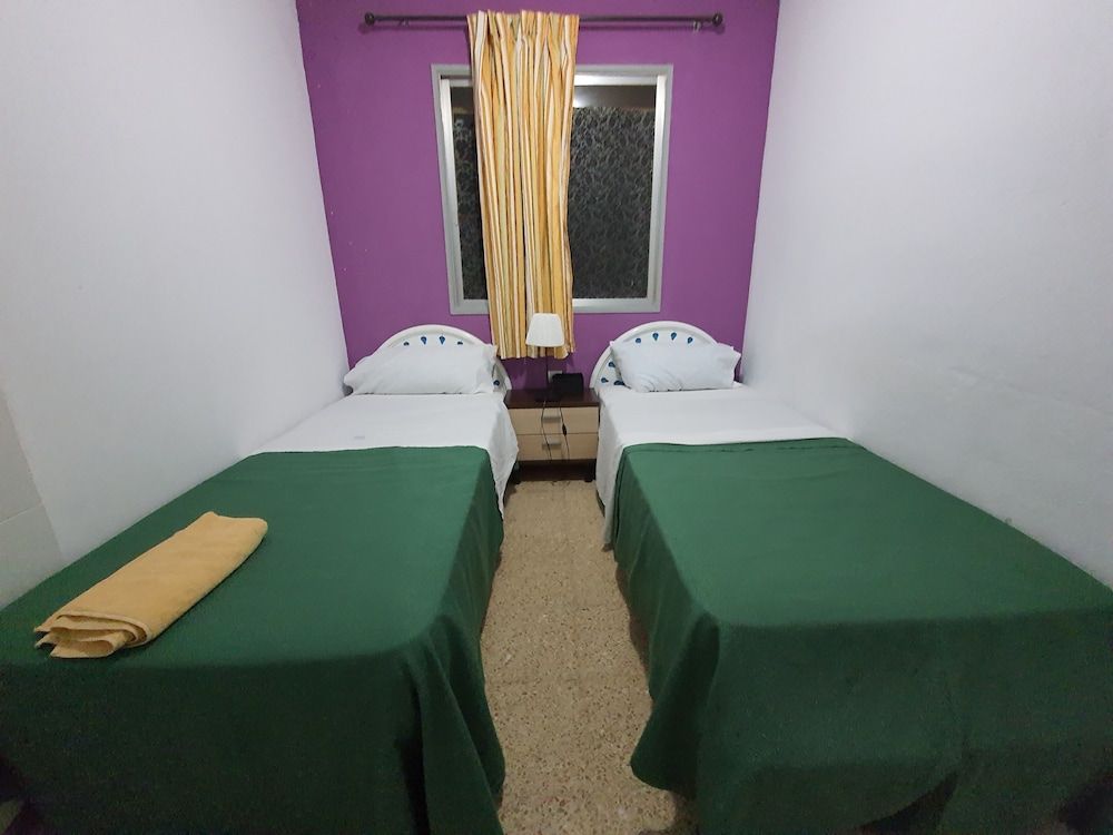 Economy Double or Twin Room, 1 Twin Bed, Park View