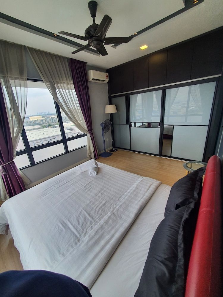 USJ One Subang Jaya by Widebed 2 Bedroom Apartment 6