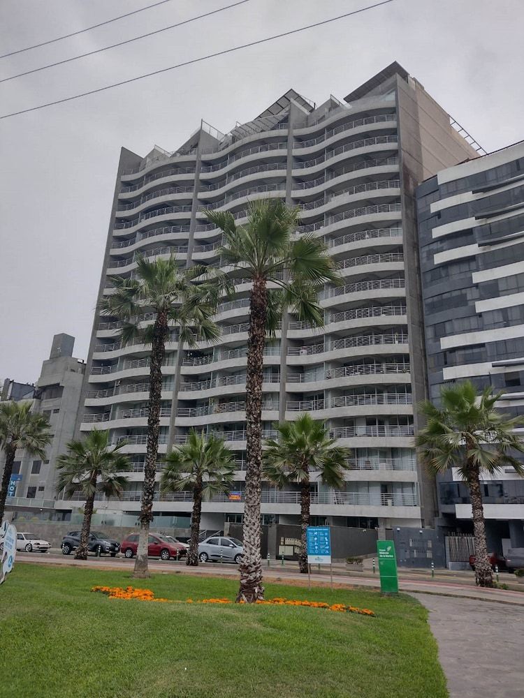 undefined GLOBALSTAY. Ocean View Apartments. Pool. Gym 2