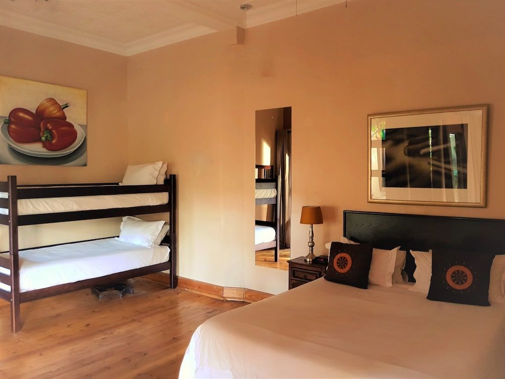 African Roots Guest House Family Room, 1 Bedroom 2