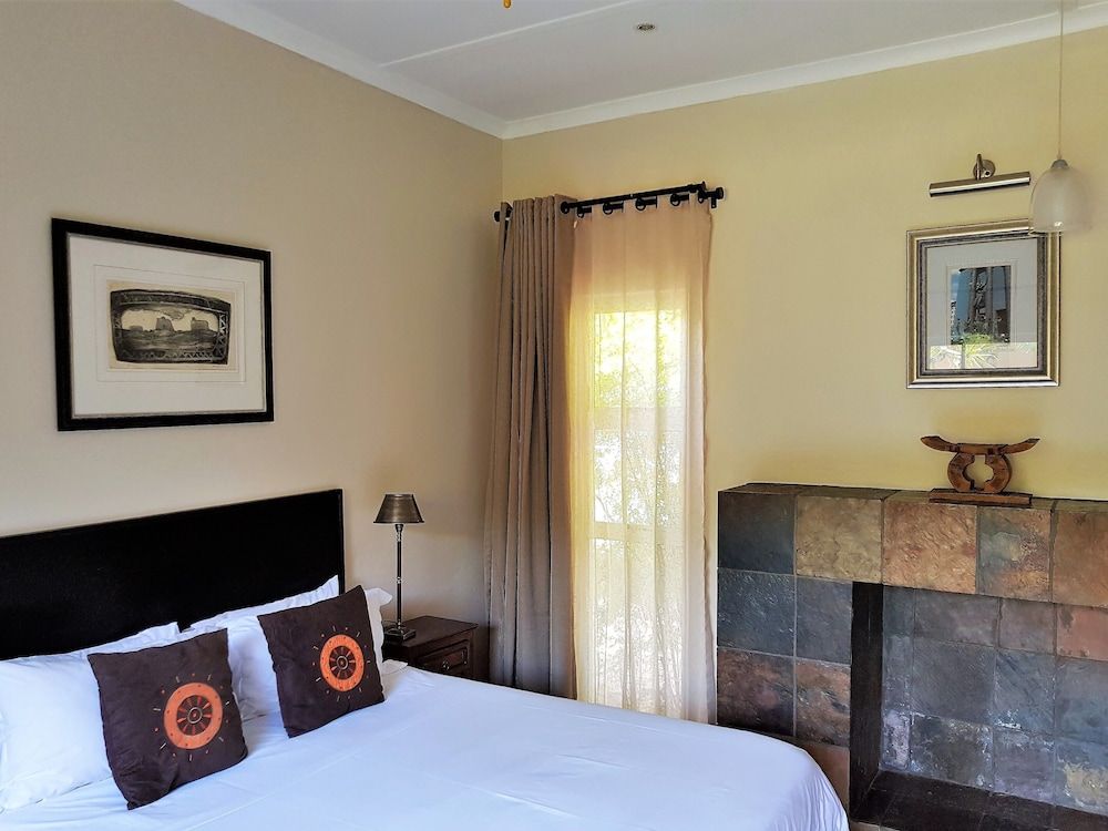 African Roots Guest House Standard Double Room 3