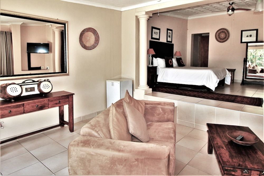 African Roots Guest House Premium Double Room 2