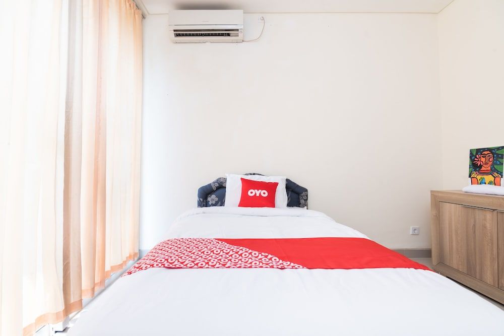 Hotel O Taman Dayu Villa Golf View Family Suite 7