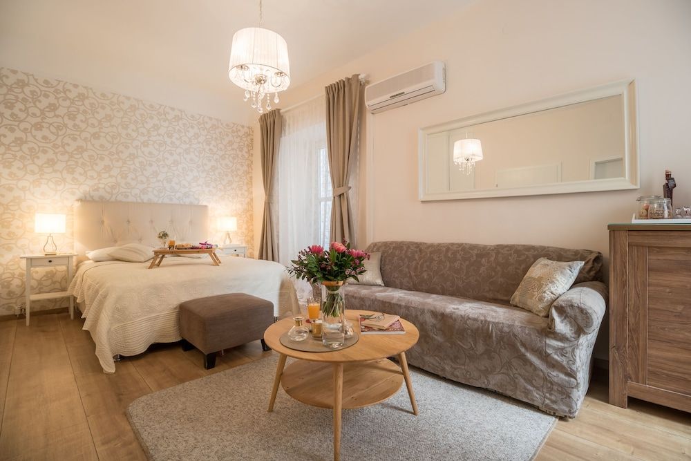 Apartments and rooms Perla Superior Double Room 3