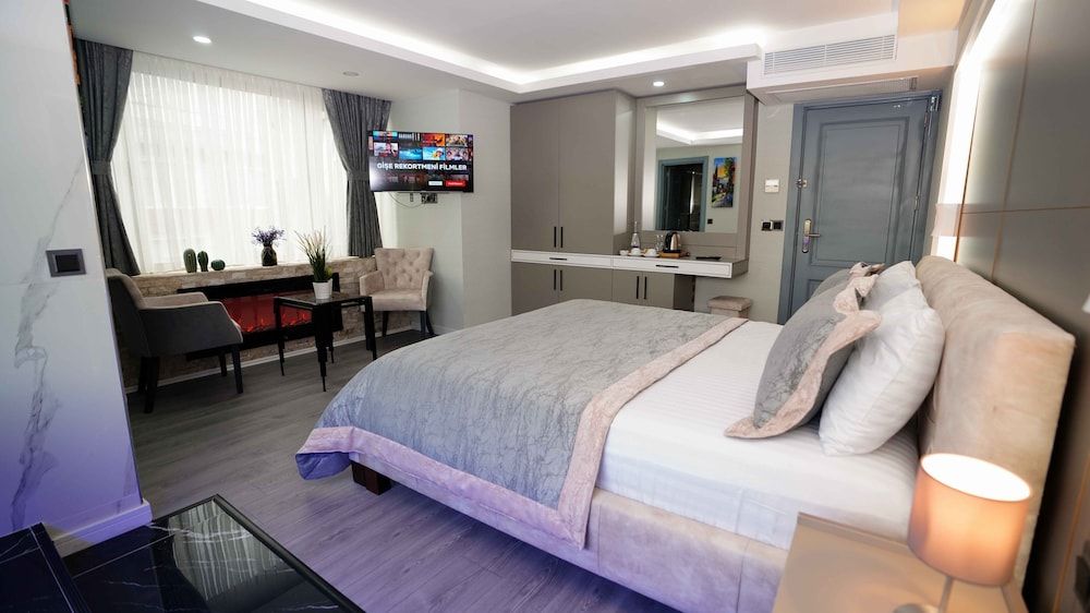 undefined Aura Marina Hotel 7