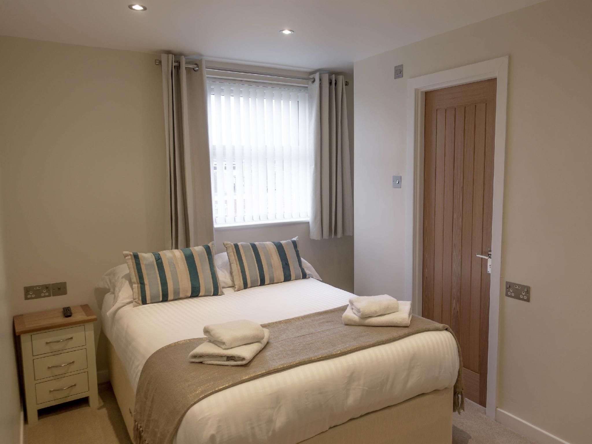 Double room-Premium-Ensuite with Shower-Double Premium