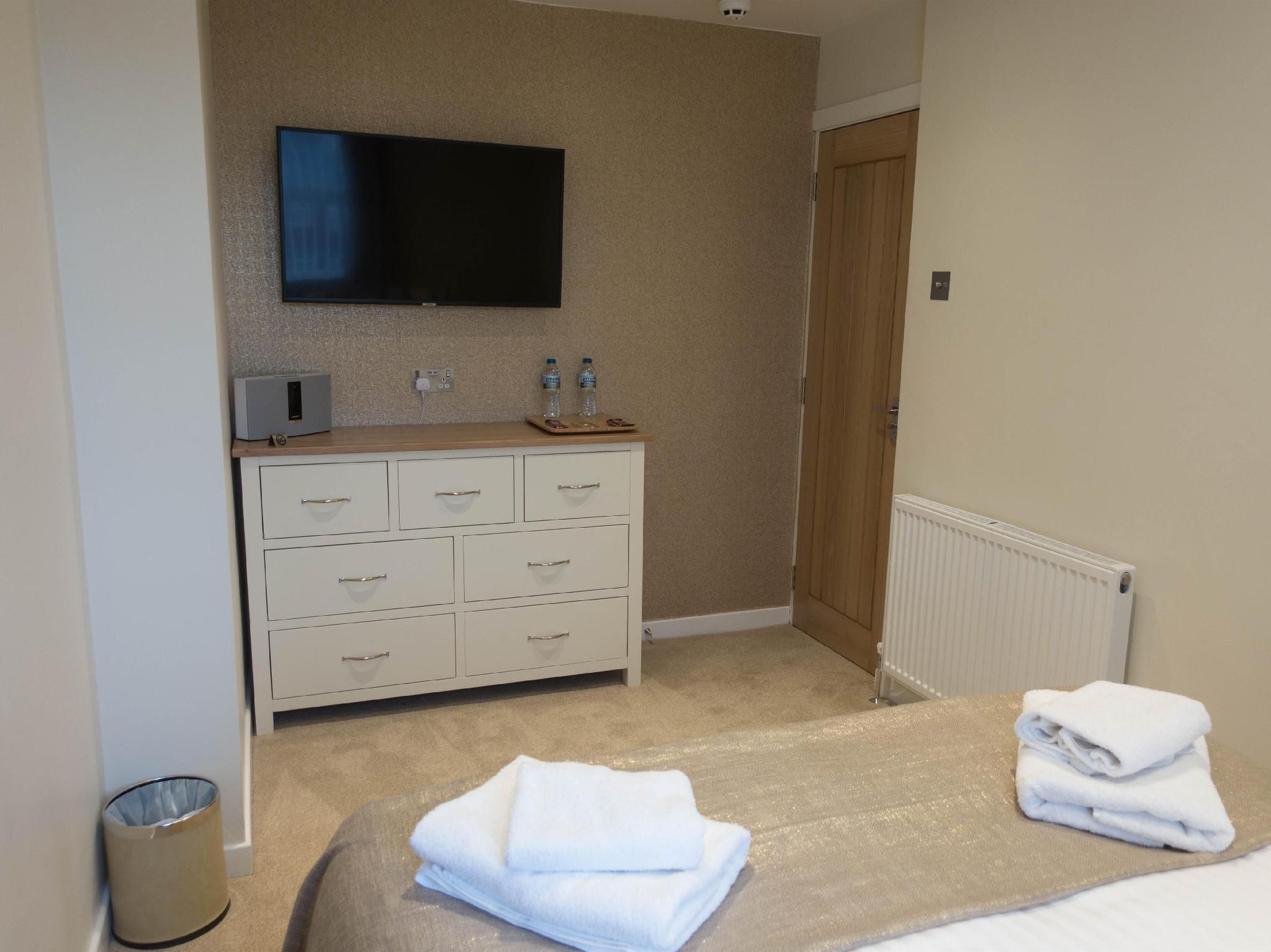 Double room-Premium-Ensuite with Shower-Double Premium