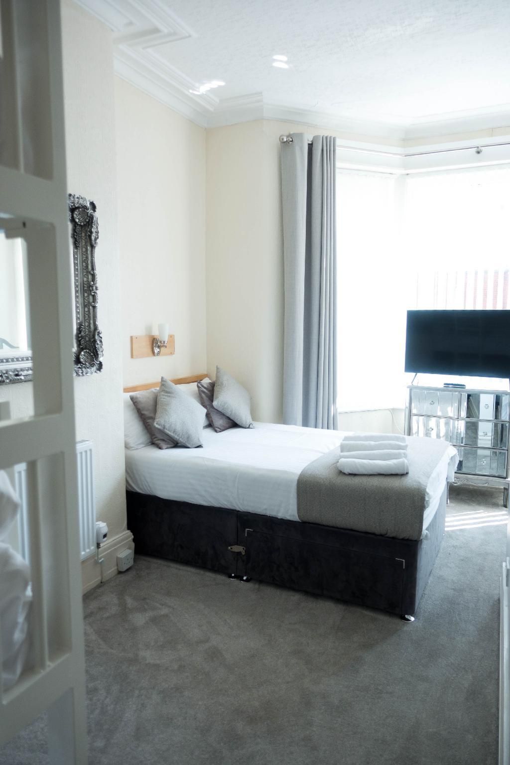 undefined The Kings Cross Hotel 8