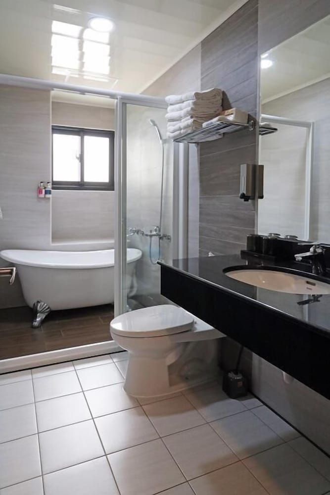 Penghu Little Apple B&B Family Room 5