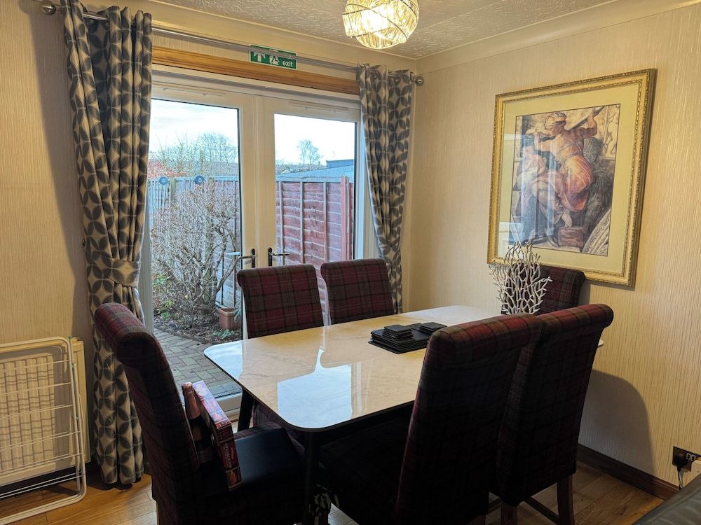 undefined 3bed House - Family Friendly - Close To Lochness 4