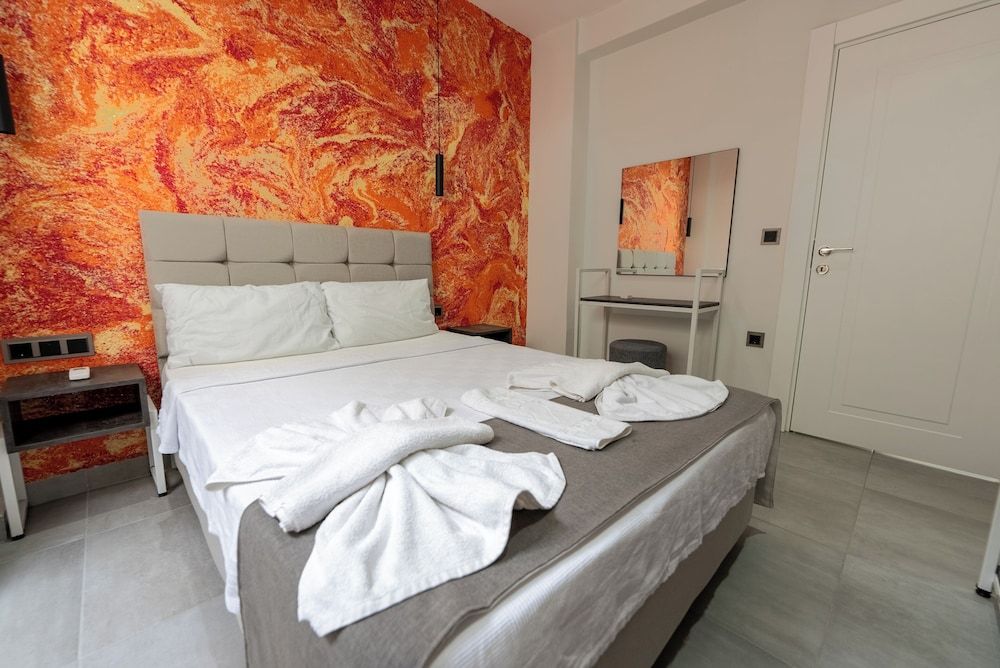 Economy Studio Suite