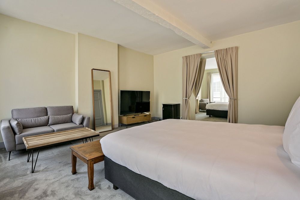 Family Quadruple Room (La 4)