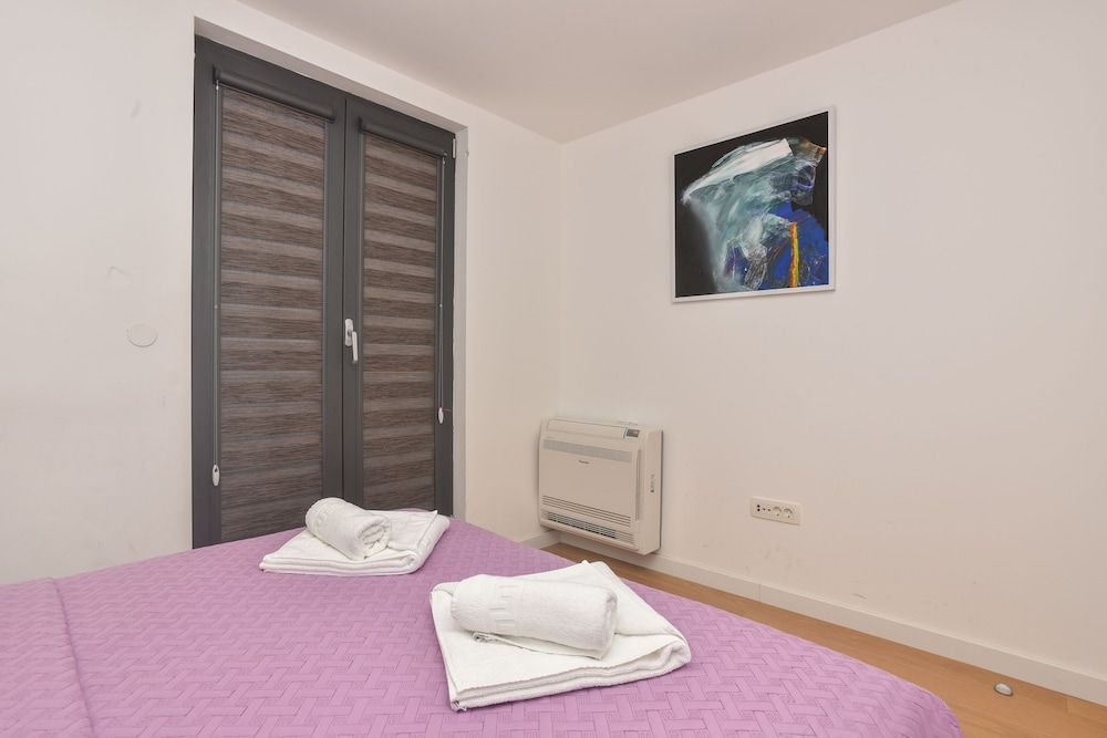 Apartment (6)