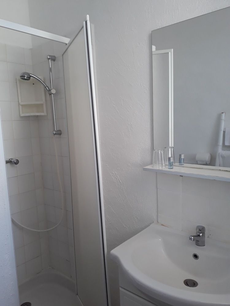 Hotel Restaurant Le Goût des Hôtes Triple Room, Multiple Beds, Non Smoking 5