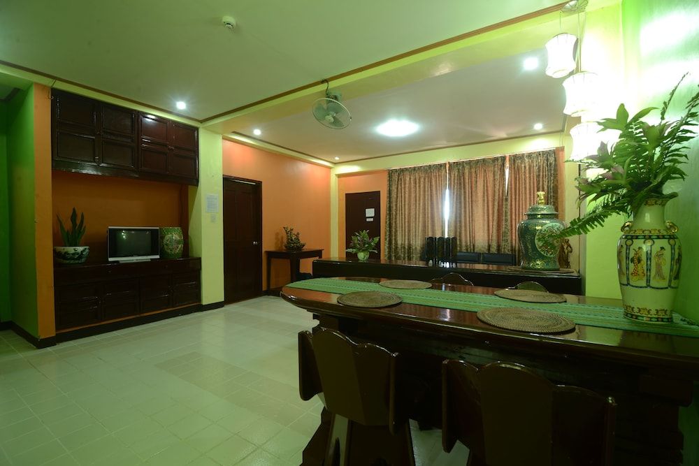 Zoe Mei Resort Penthouse 4