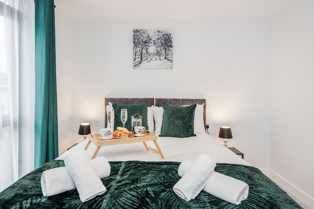 Luxury Apartment, Private Bathroom