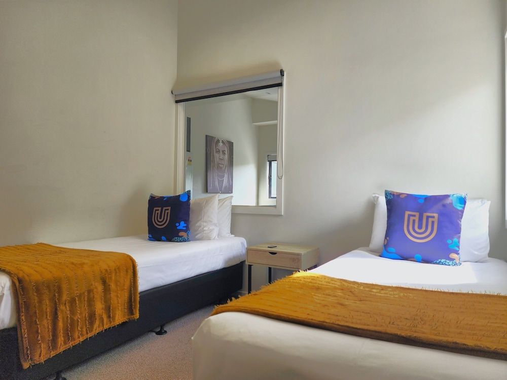 U Suites Kilbirnie Deluxe Apartment, 2 Bedrooms 2