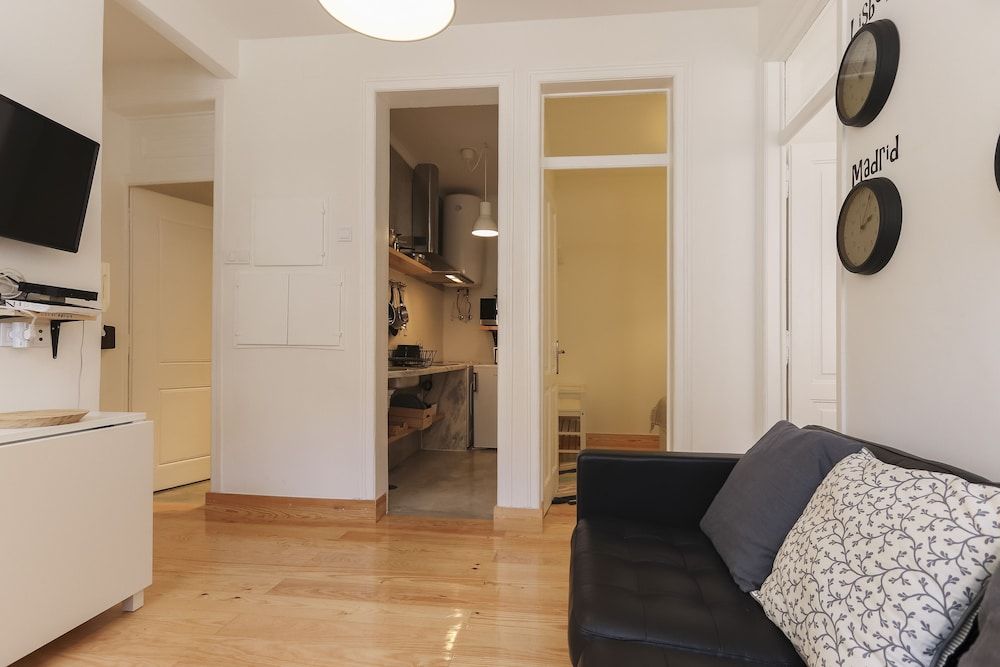 Bairro Alto Bright by Homing Apartment, 3 Bedrooms, Kitchen 19