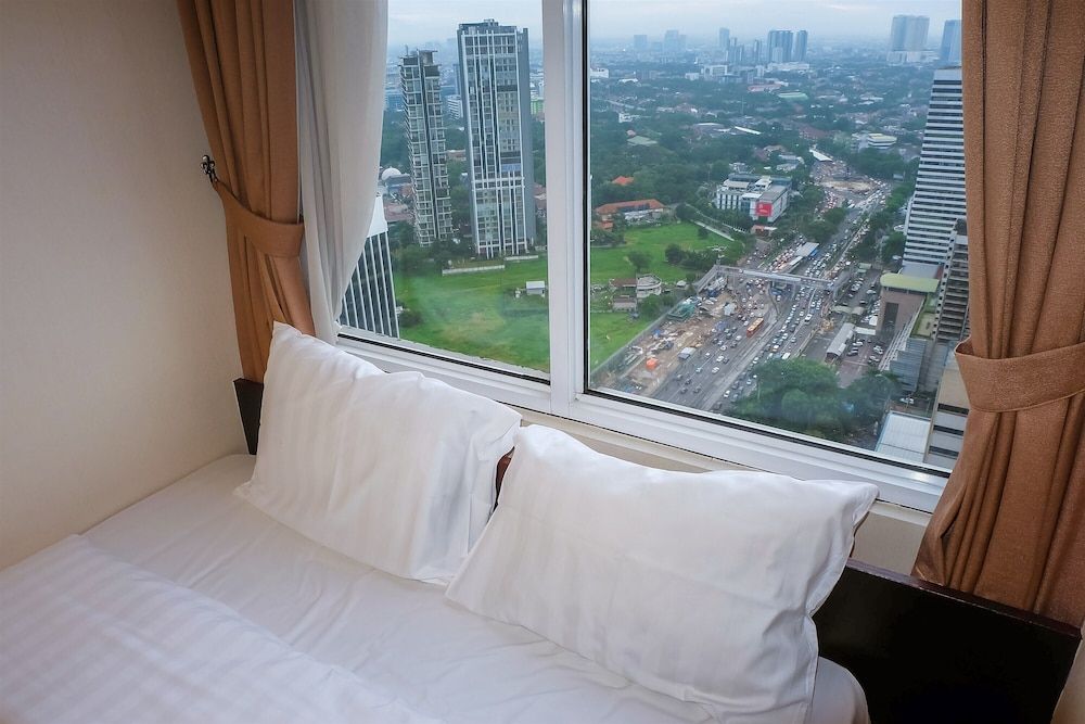 undefined Fantastic View 2BR Apartment at FX Residence Sudirman 7