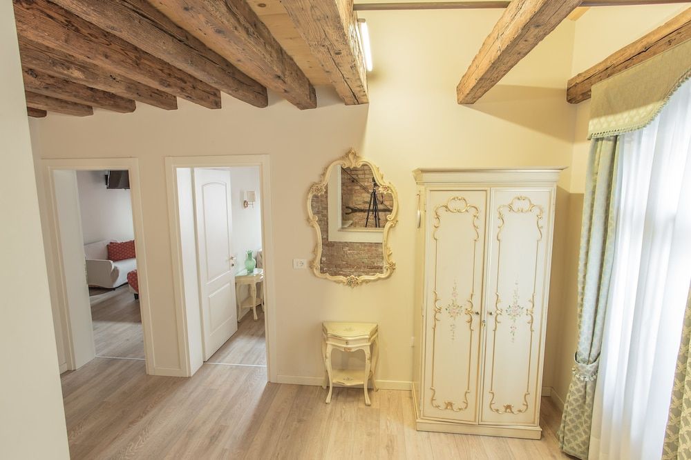 Venezia - Santa Croce 1797 Apartment, 3 Bedrooms 29