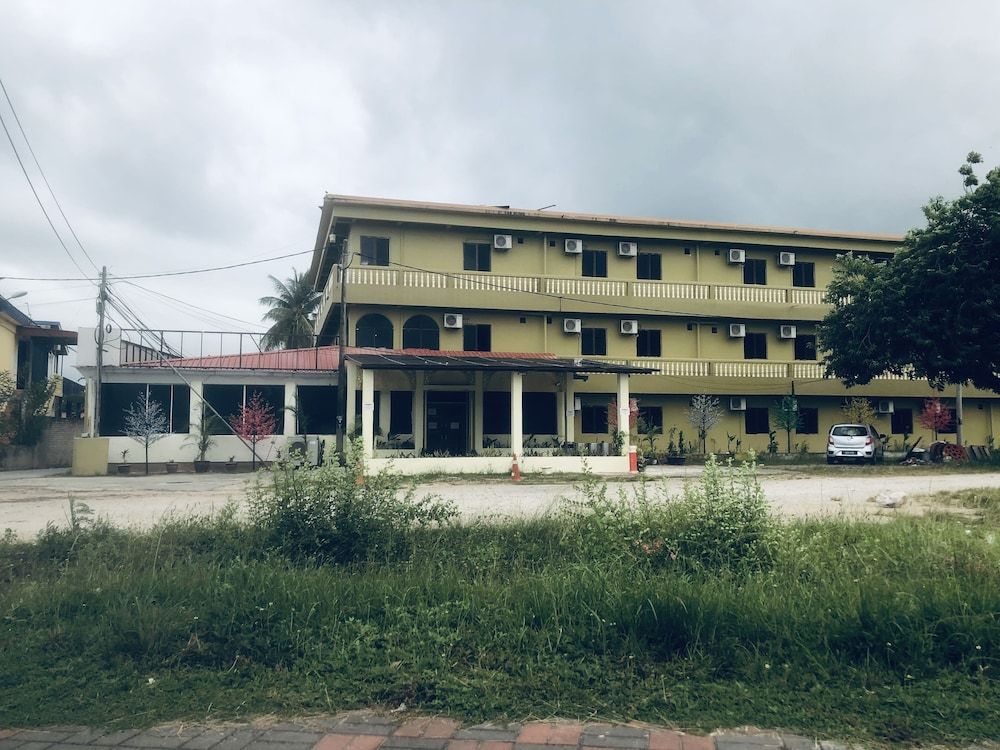 undefined LUXOR EMPIRE 8