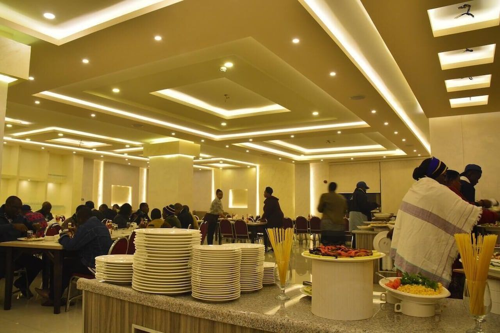 undefined Park Plaza Hotel 6