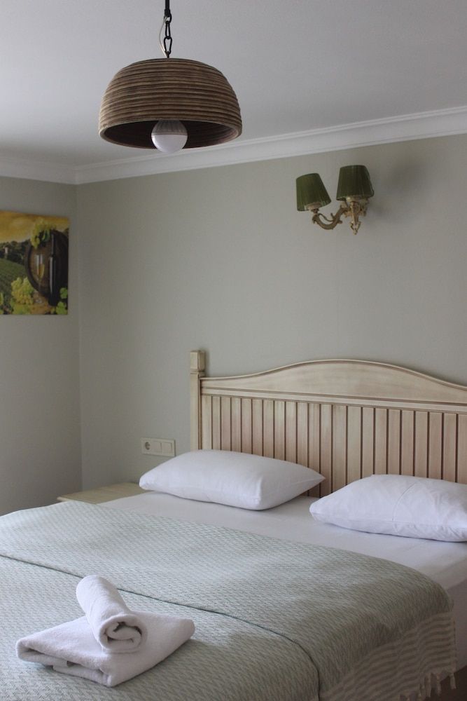 Belizi Hotel Deluxe Room, Sea View 5