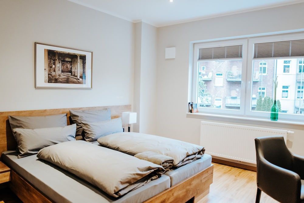 King Room, Garden View, Private Bathroom