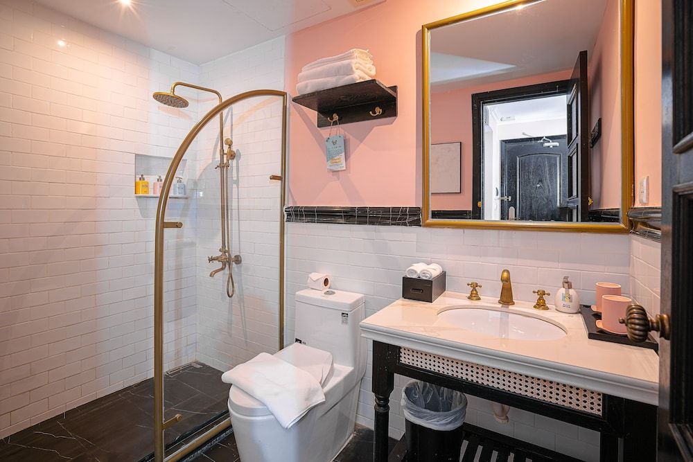 The Now Boutique Hotel One Bedroom Apartment Double City View 16