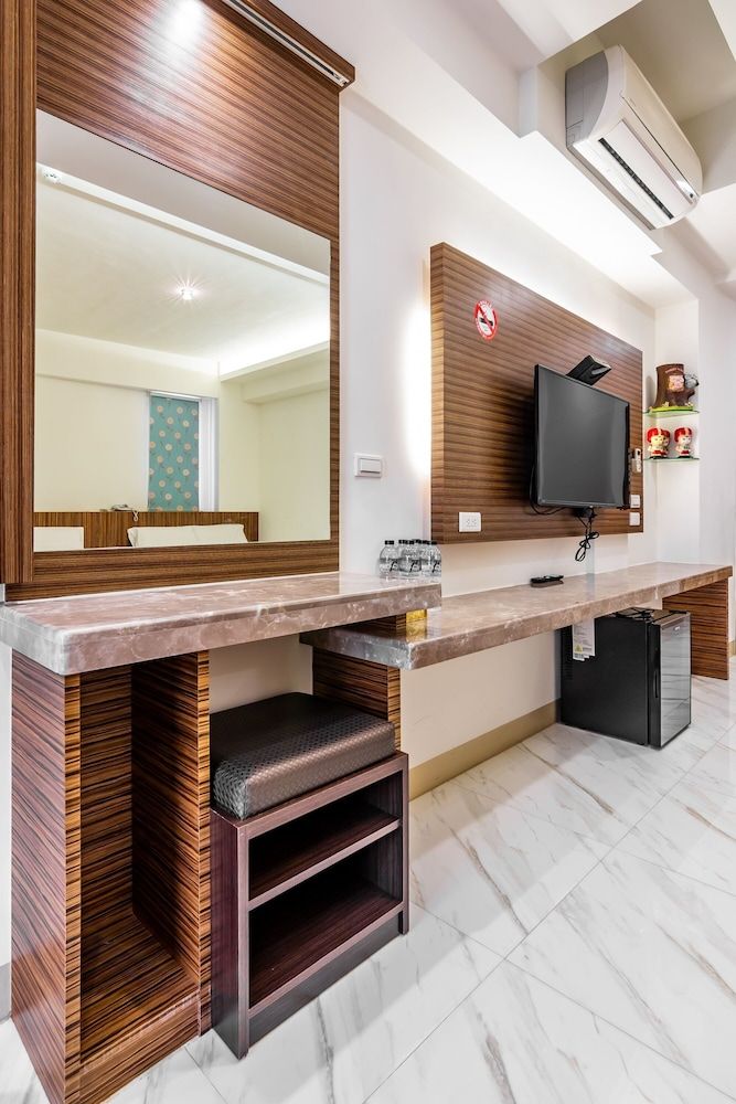 Starry Home Family Room, Balcony 7