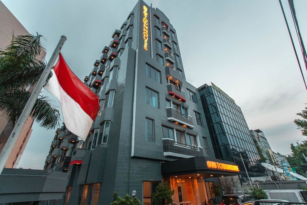 undefined Super OYO Townhouse 1 Hotel Salemba 7