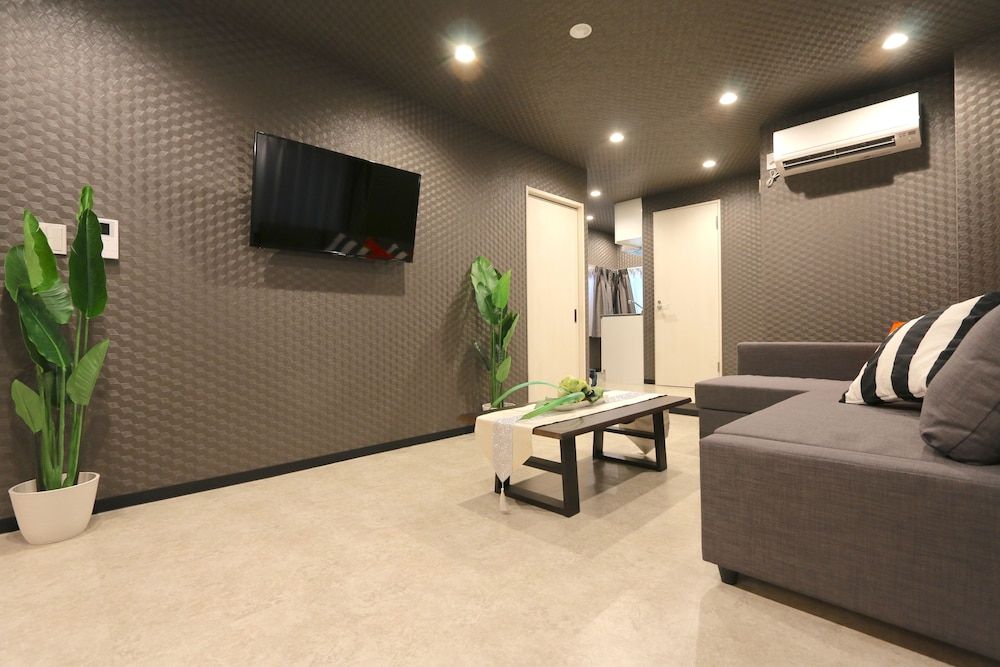 undefined Elizabeth Garden Shinmachi 8