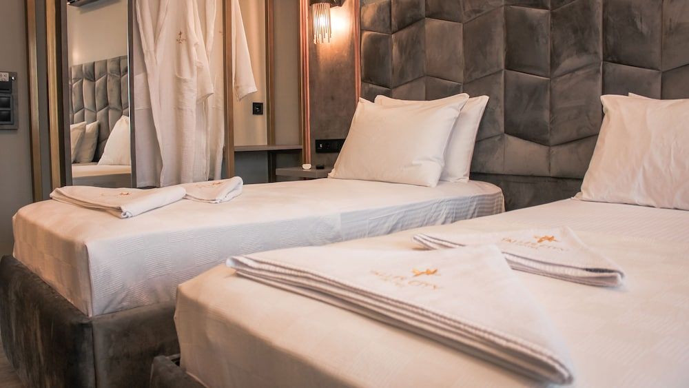 undefined Talles City Hotel 5