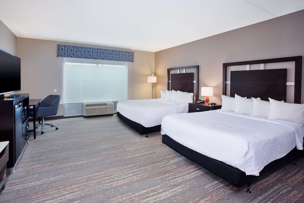 Two Queen Beds, Non-Smoking, Accessible