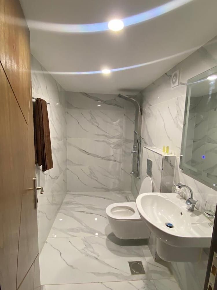 Captain's Desert Camp Panoramic Tent 3