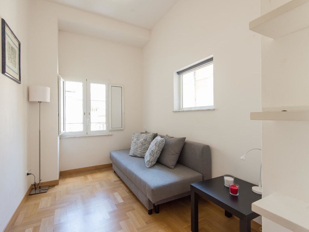 RSH Trevi Fountain Luxury Apartment Apartment, 2 Bedrooms 32