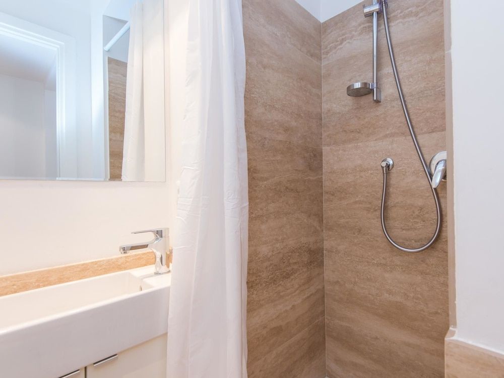 RSH Trevi Fountain Luxury Apartment Apartment, 2 Bedrooms 12