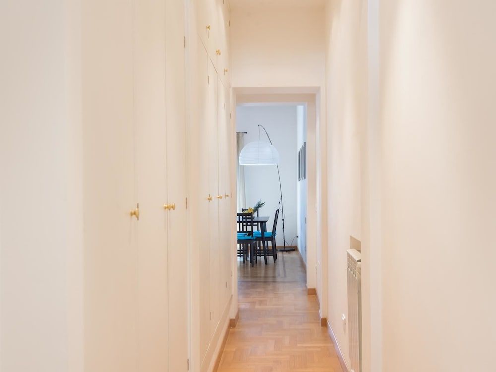 RSH Trevi Fountain Luxury Apartment Apartment, 2 Bedrooms 26