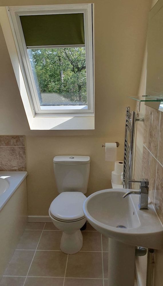 Plas Penaeldroch Manor Mountain View-Rowan suite (floor 3) 5