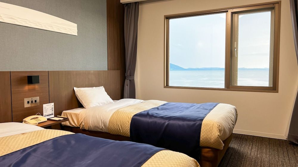 Lake Saroma Tsuruga Resort Standard Twin Room with Shower, Non Smoking (Lake View) 2