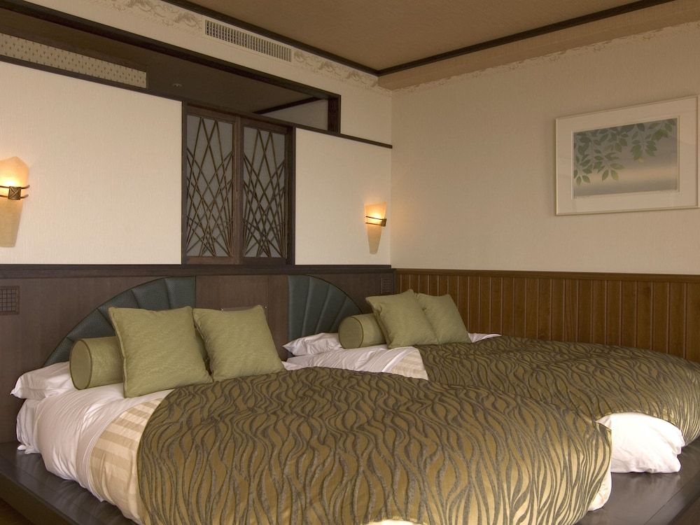 Lake Saroma Tsuruga Resort Japanese & Western Style Room,Non Smoking (Lake View) 5