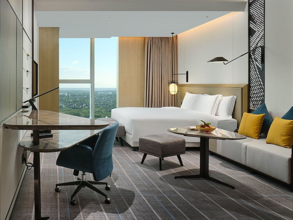Standard Room, 1 King Bed