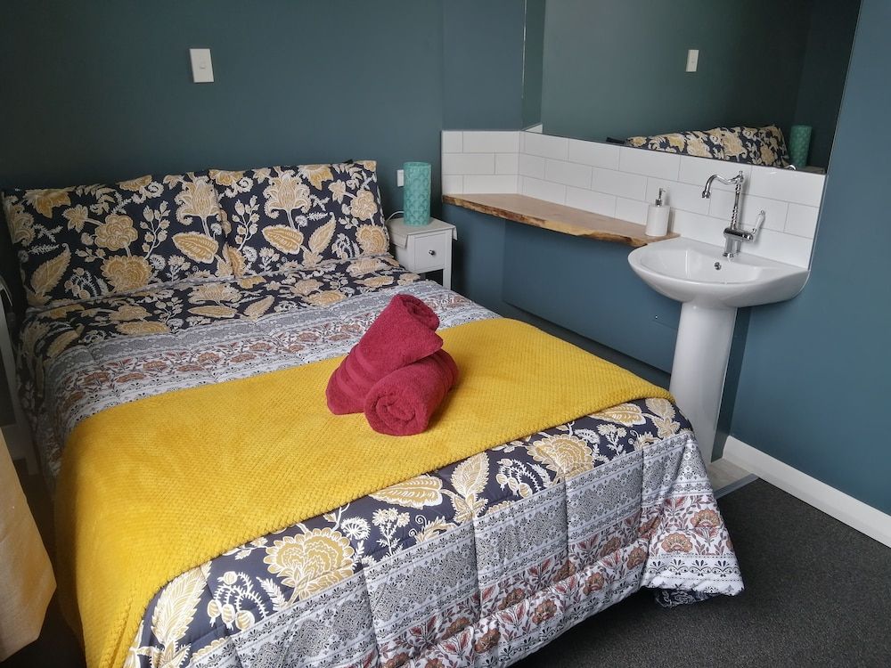 The Duke Hostel Double Room, 1 Double Bed, Shared Bathroom 3