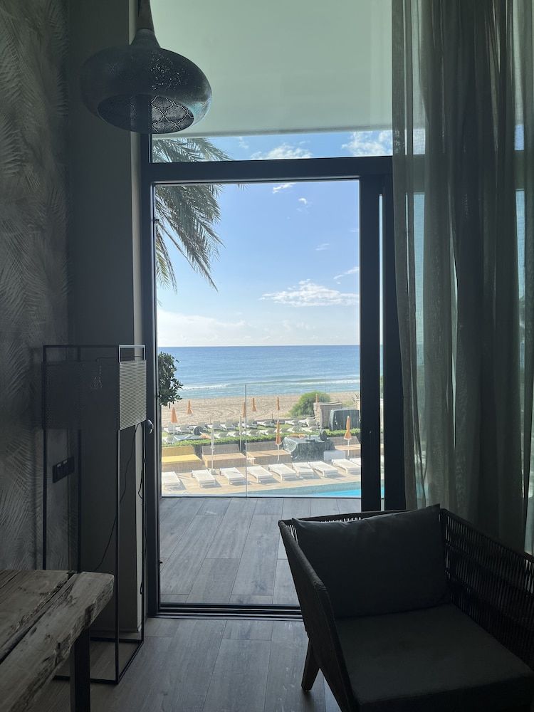 Junior Double Room, Sea Facing