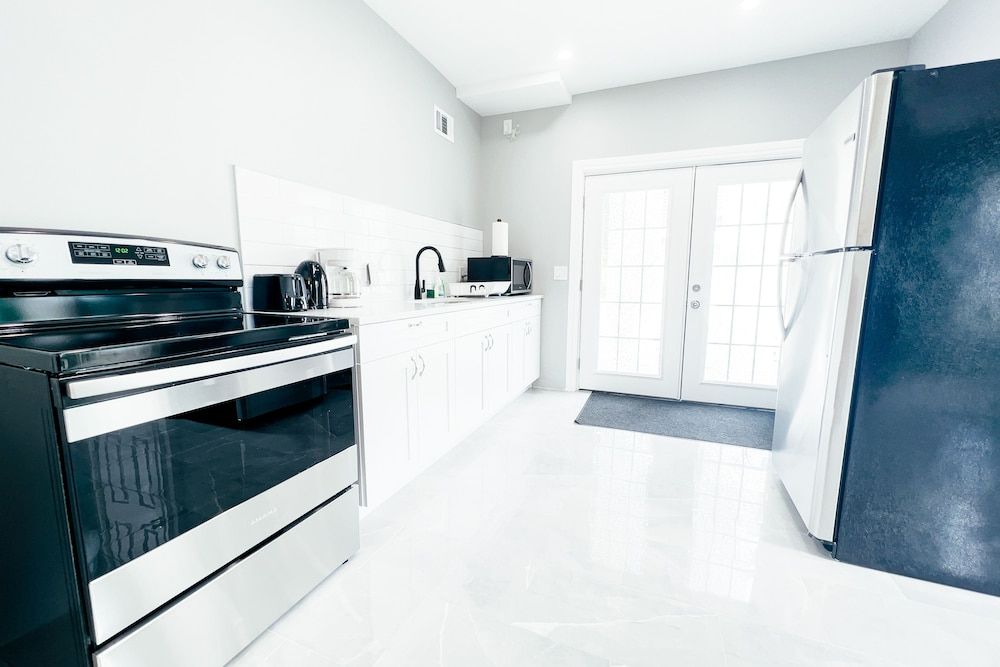 undefined The Ashland Manor 6