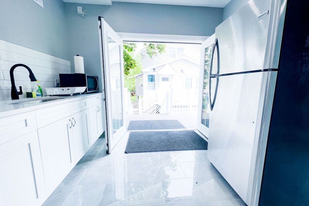 The Ashland Manor Signature Cottage, 4 Bedrooms 6