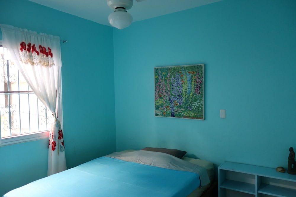 Classic Room, 1 Large Twin Bed, Non Smoking