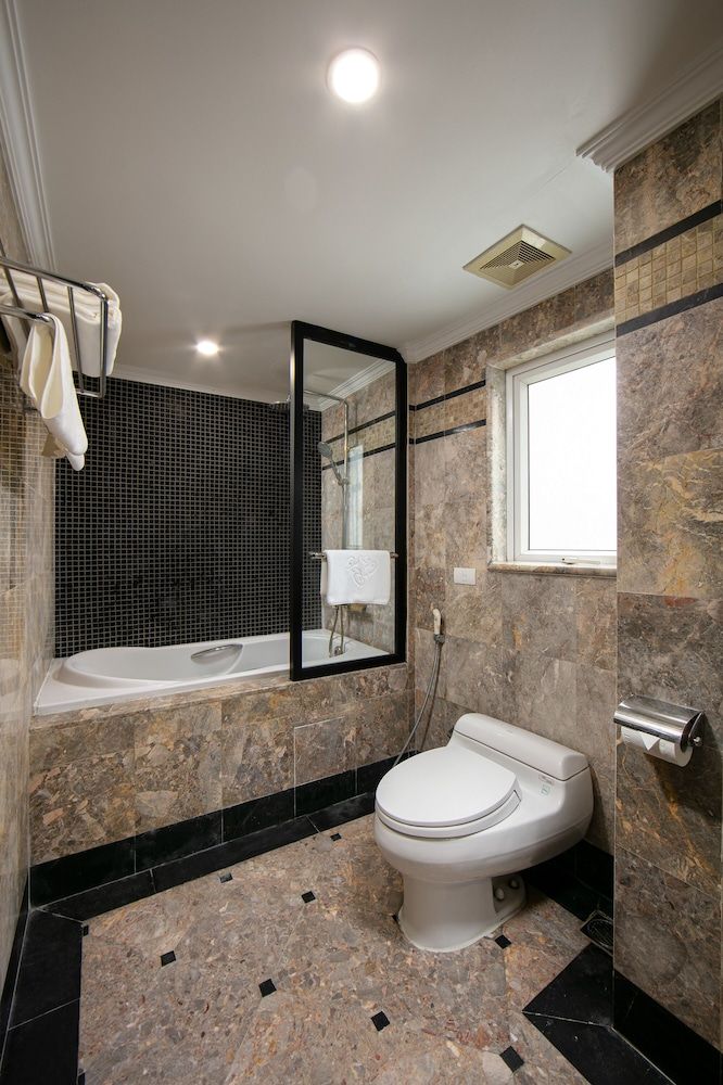 undefined Scent Premium Hotel 8